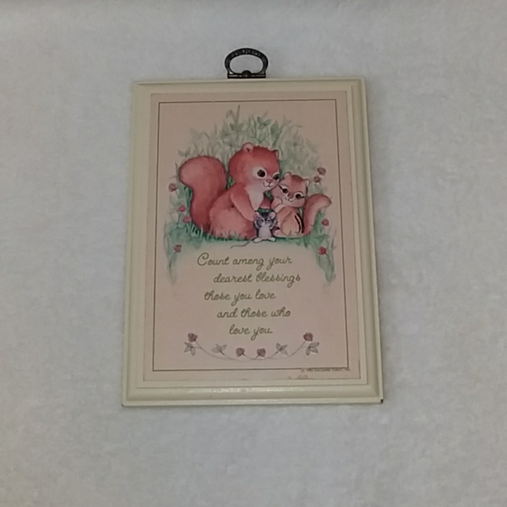 Hallmark Squirrel Chipmunk Wall Plaque 1980